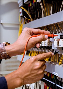 Inspección de seguridad eléctrica en CABA